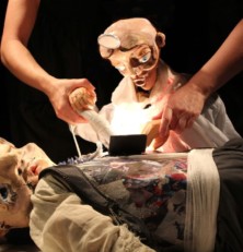 Presentació teatralitzada amb titelles de ‘Víctor i el monstre’ (versió de Frankenstein)